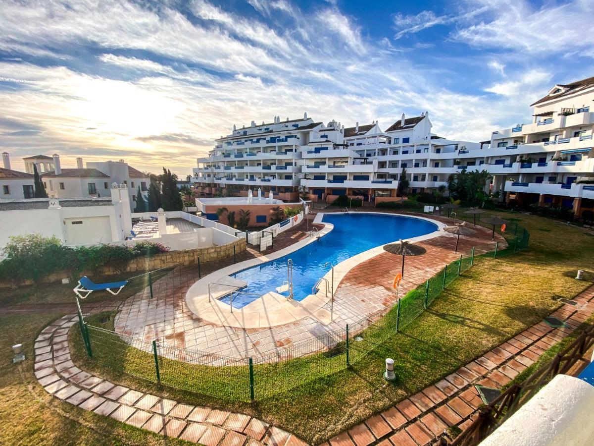 Beautiful New Apartment With Sea View Castillo de Sabinillas Exterior foto