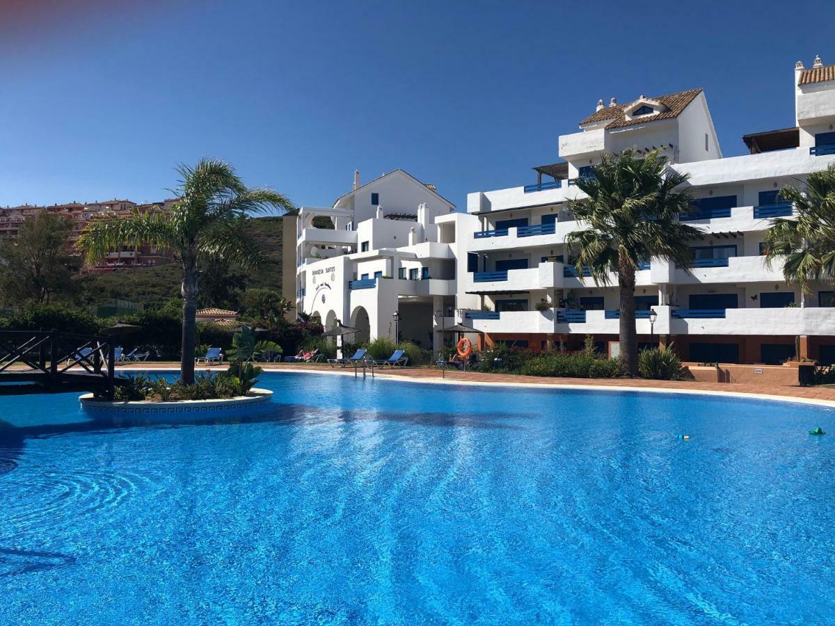Beautiful New Apartment With Sea View Castillo de Sabinillas Exterior foto