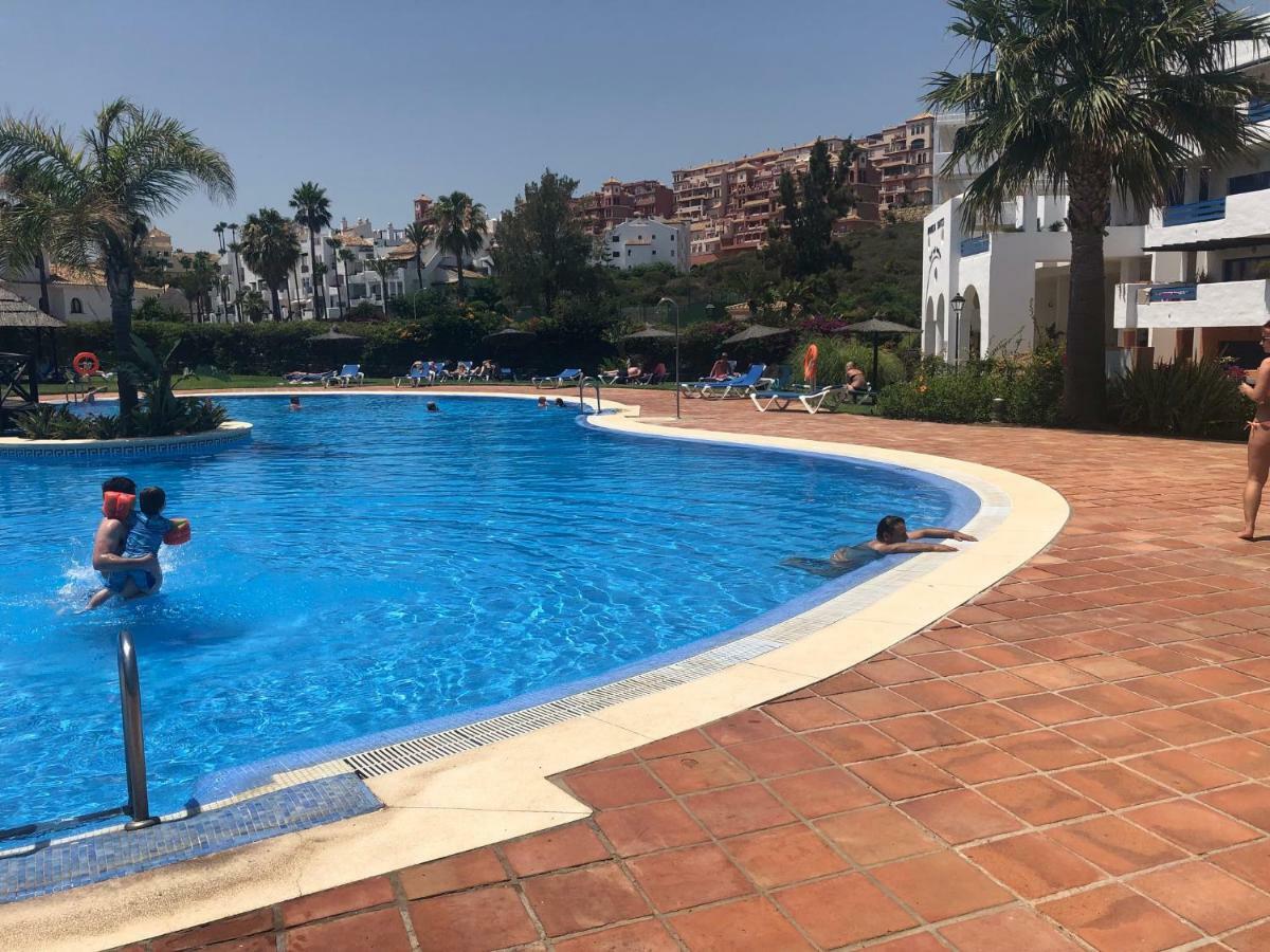 Beautiful New Apartment With Sea View Castillo de Sabinillas Exterior foto