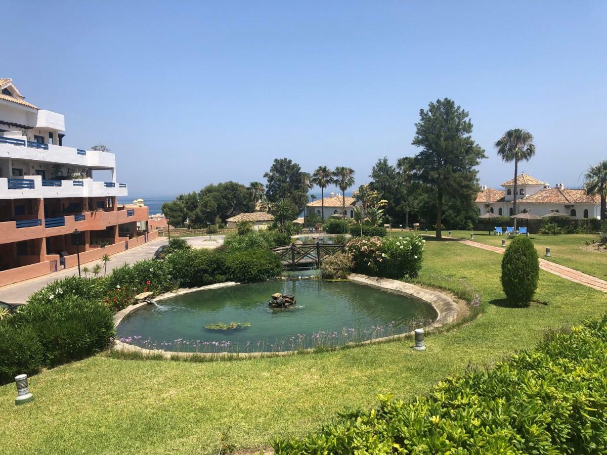 Beautiful New Apartment With Sea View Castillo de Sabinillas Exterior foto